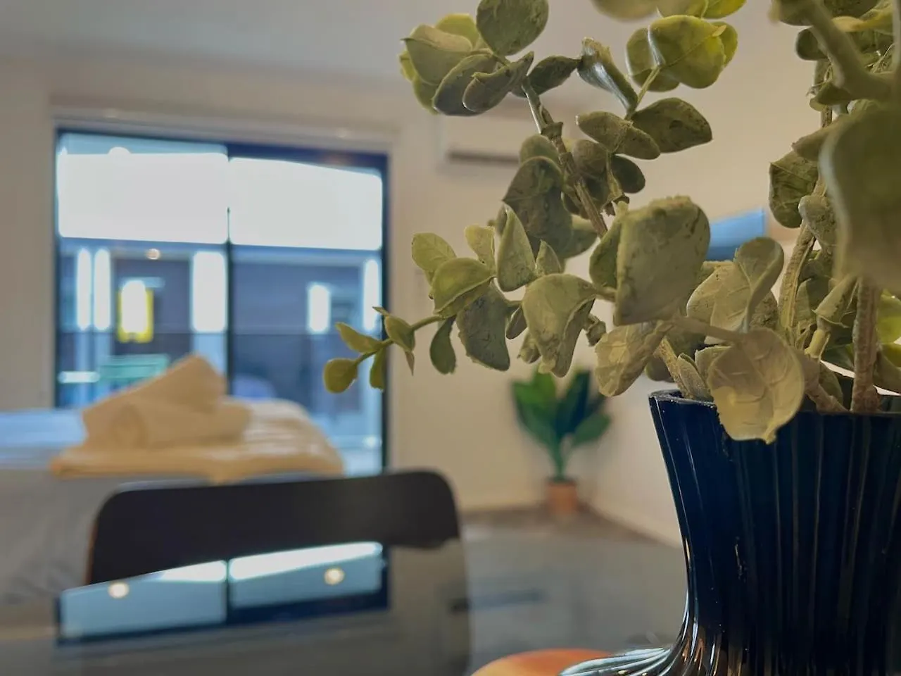 Sunny Stylish City Unit Крайстчёрч Апартаменты